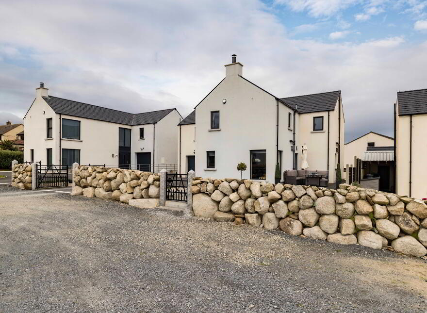 71a Glassdrumman Road, Annalong, Newry, BT34 4QJ