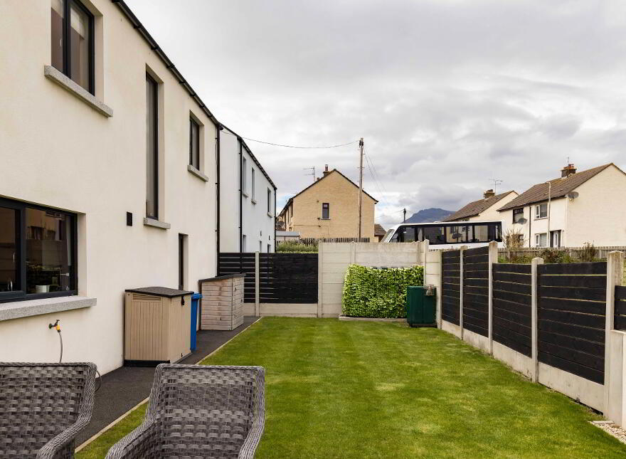 71a Glassdrumman Road, Annalong, Newry, BT34 4QJ
