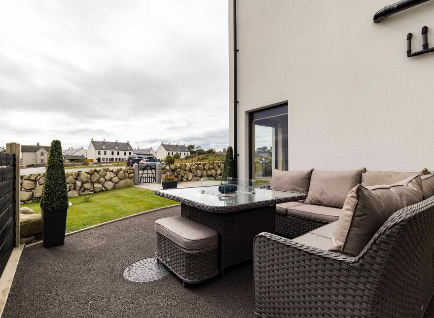 71a Glassdrumman Road, Annalong, Newry, BT34 4QJ