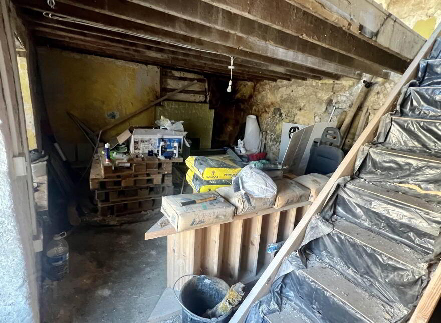 Vila Del, Cloonfad, F35NX82