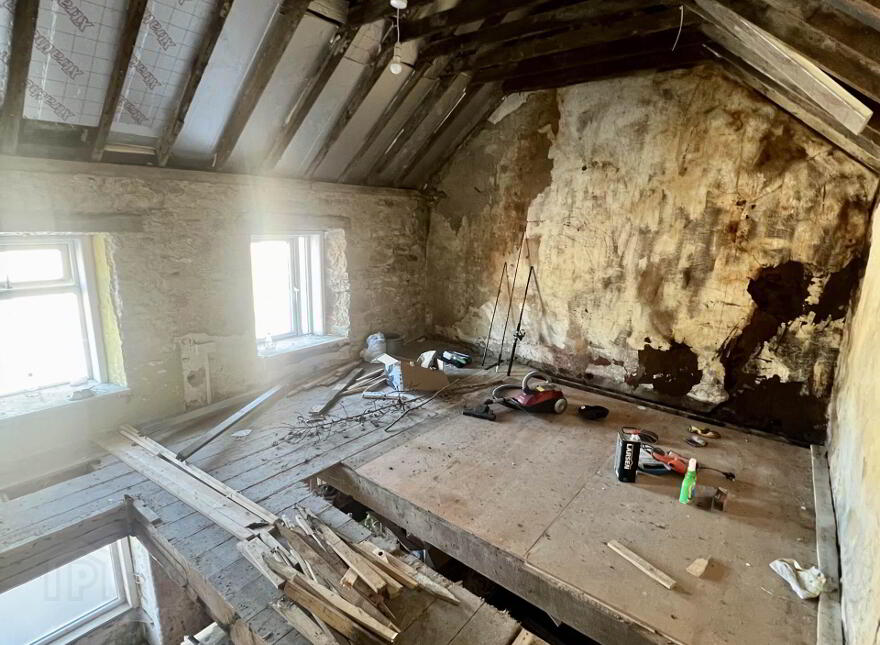 Vila Del, Cloonfad, F35NX82