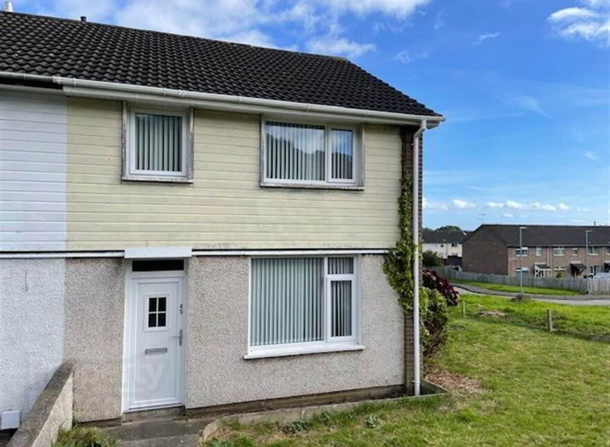 45 Beaufort Walk, Newtownards, BT23 4RP photo