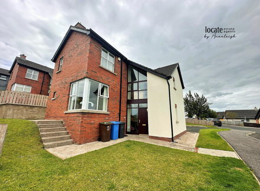 77 Woodside Heights, Waterside, Derry, BT47 2LA photo