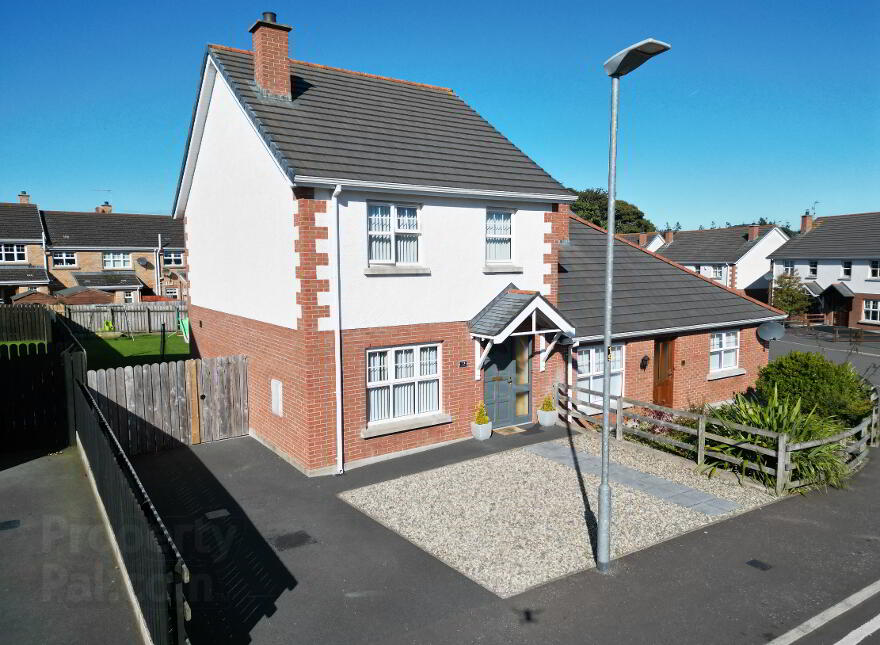 32 Church View, Castlewellan, BT31 9FY photo