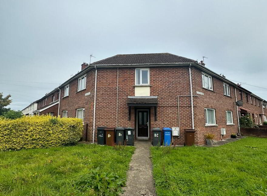 8d Greenview Way, Antrim, BT41 4EG photo