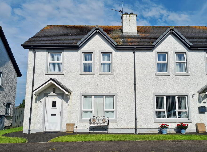 25 Knockbracken Close, Coleraine, BT52 1XN photo