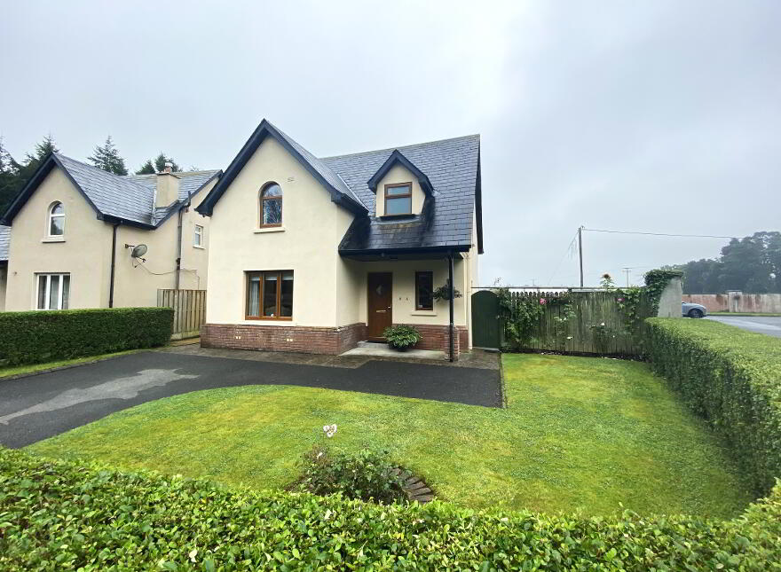 4 Castle Court, Kiltegan, Baltinglass, W91RR28 photo