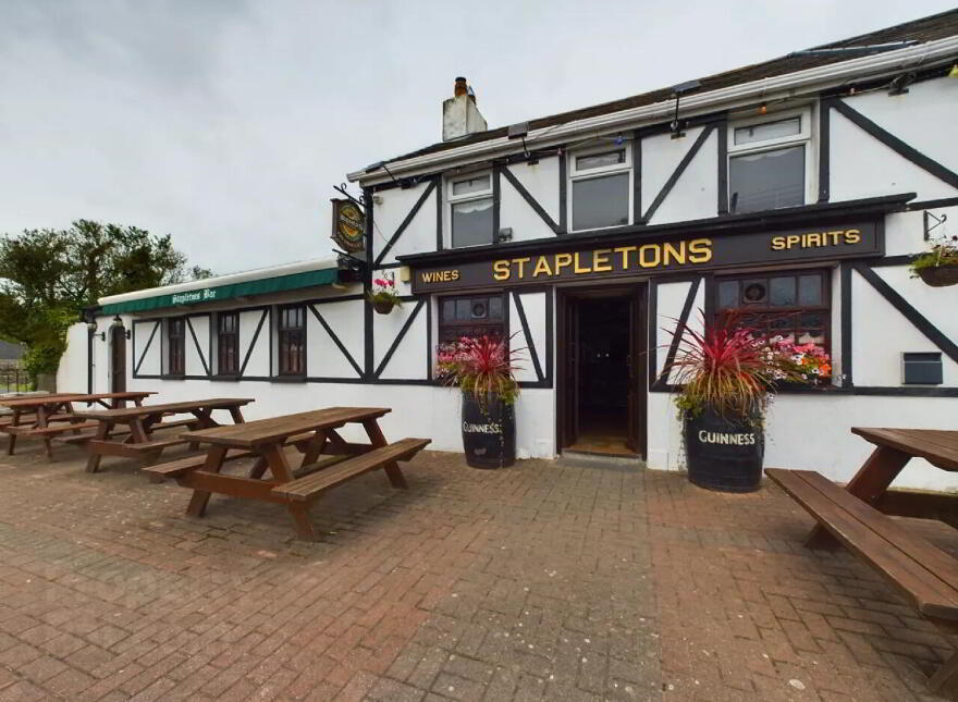 Stapleton's Bar, Main Street, Slieverue, X91EK88 photo