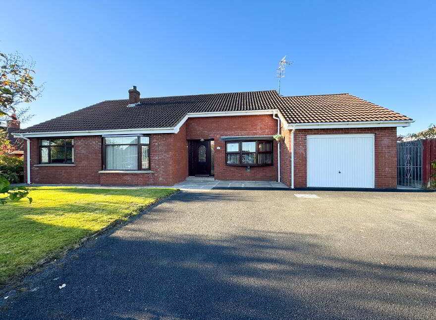 8 Clanbrassil Gardens, Portadown, Craigavon, BT63 5YD photo