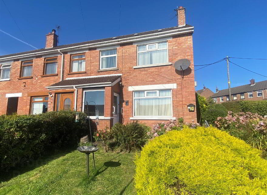 10 Silverstream Crescent, Bangor, BT20 3NF photo