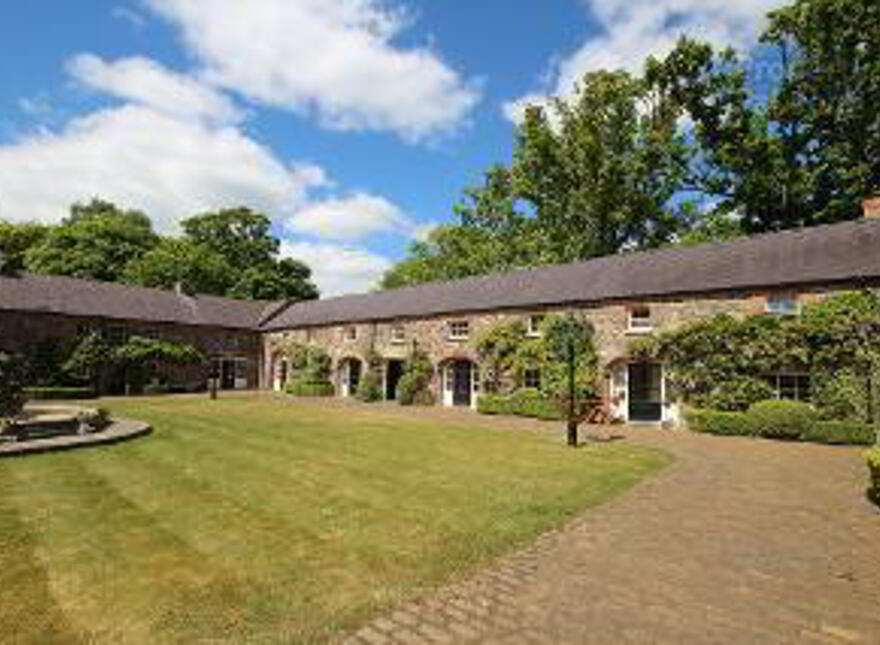 The Courtyard, 62a Drumnabreeze Road, Magheralin, BT67 0RH