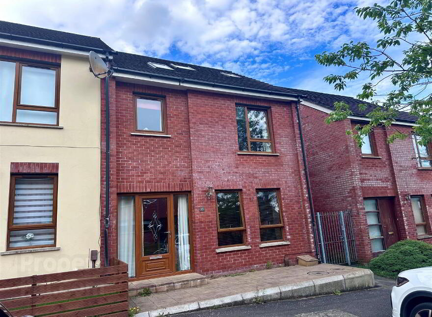 13 Heath Lodge Drive, Belfast, BT13 3WL photo