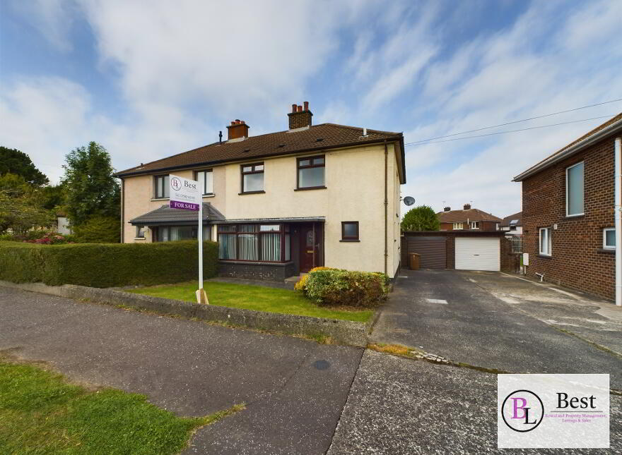 5 Killyglen Road, Larne, BT40 2HR photo