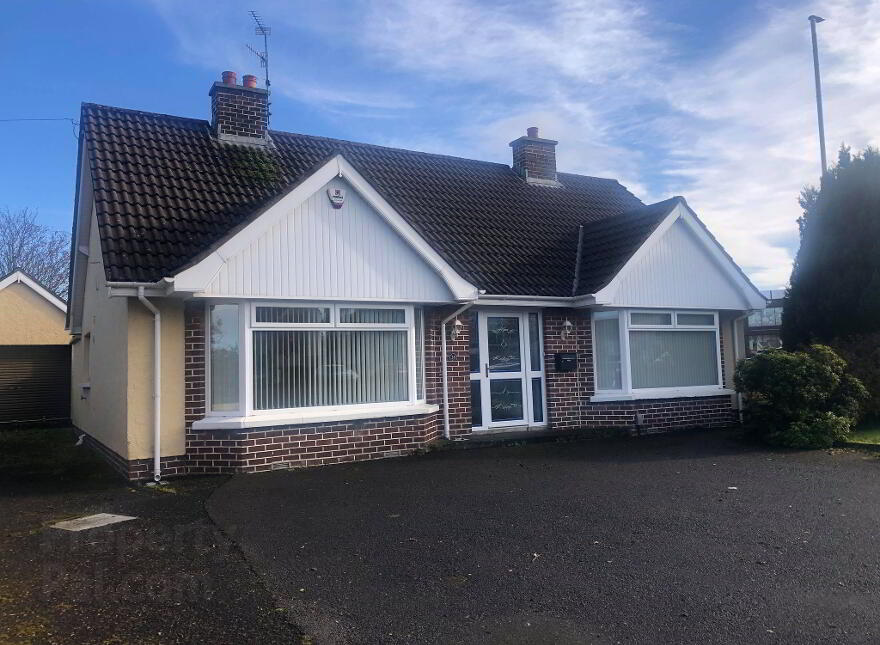 28 Rossdowney Park, Londonderry, BT47 5NR photo