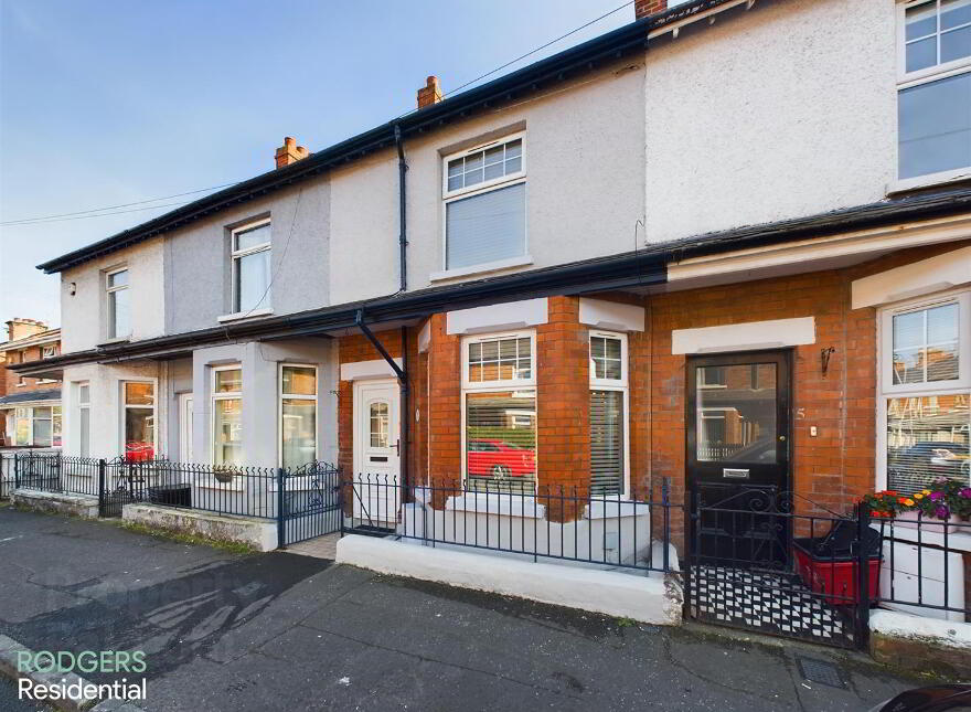 7 Hillsborough Drive, Belfast, BT6 9DS photo