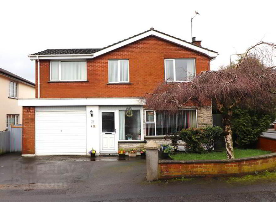 29 Lombard Park, Laurel Hill Road, Lisburn, BT28 2UJ photo