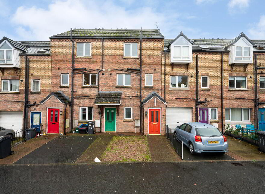 13 Kingscourt Close, Belfast, BT6 9AP photo