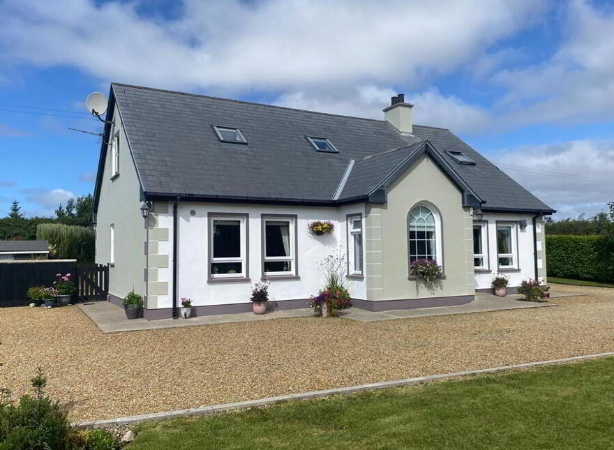 Meenabrock, Dunkineely, Donegal, F94H7P9