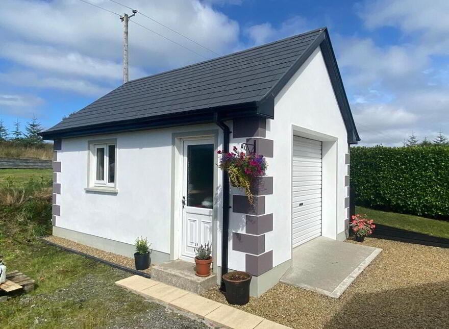 Meenabrock, Dunkineely, Donegal, F94H7P9