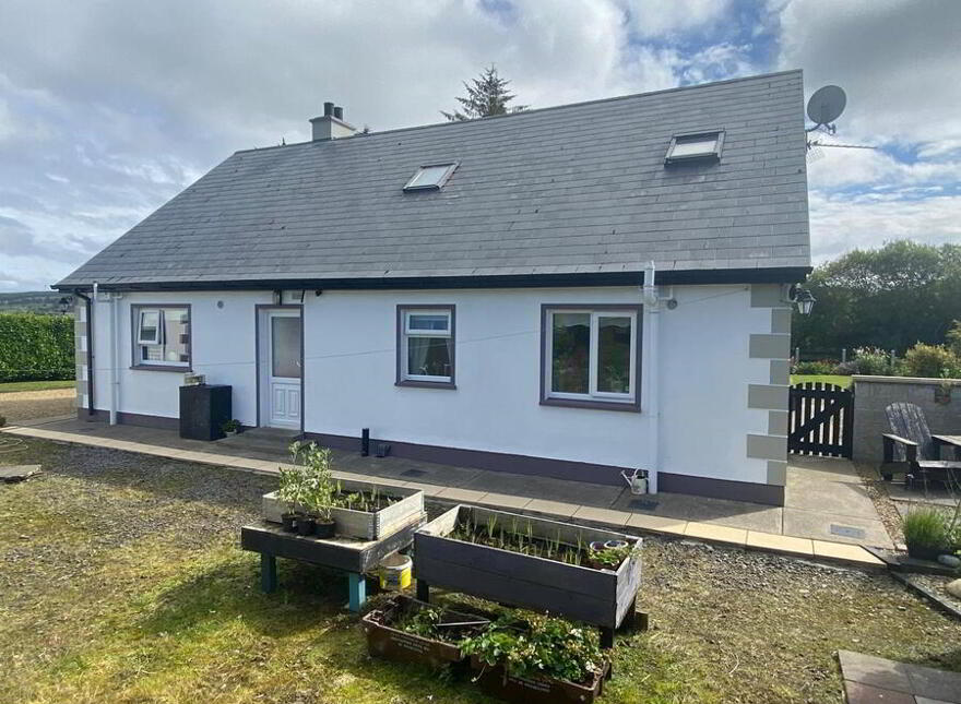 Meenabrock, Dunkineely, Donegal, F94H7P9