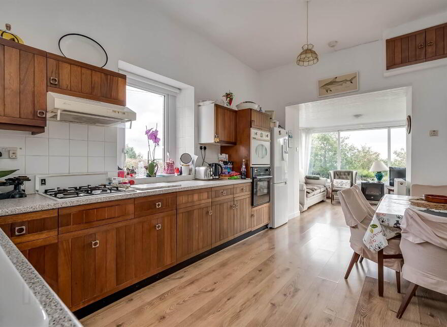3 Island Road, Ballycarry, Carrickfergus, BT38 9HD