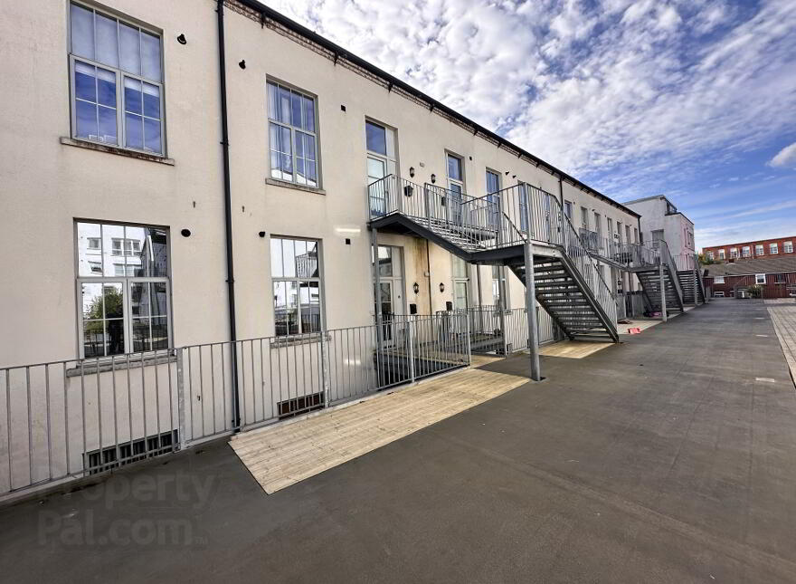 Apt 18 27 Ross Mill Avenue, Belfast, BT13 2QY photo