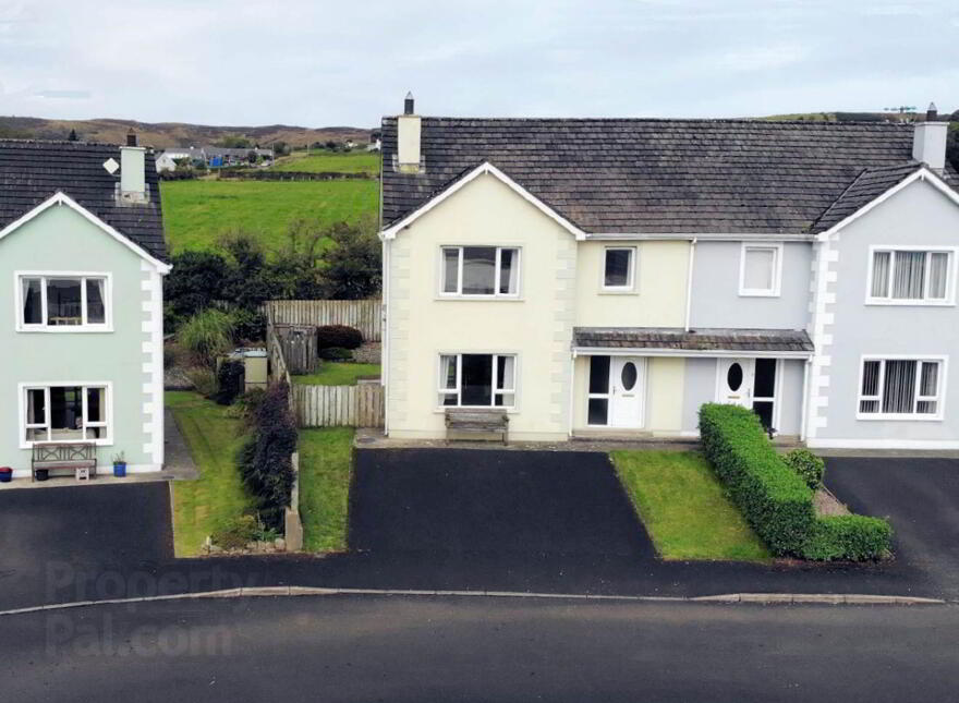 9 Lough Castle View, Greencastle, F93NC43 photo