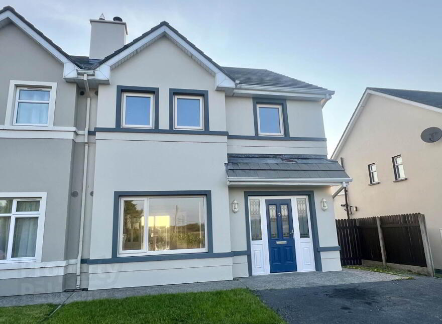 40 Westview, Ballyhaunis, Cloonfad, F35VK54 photo