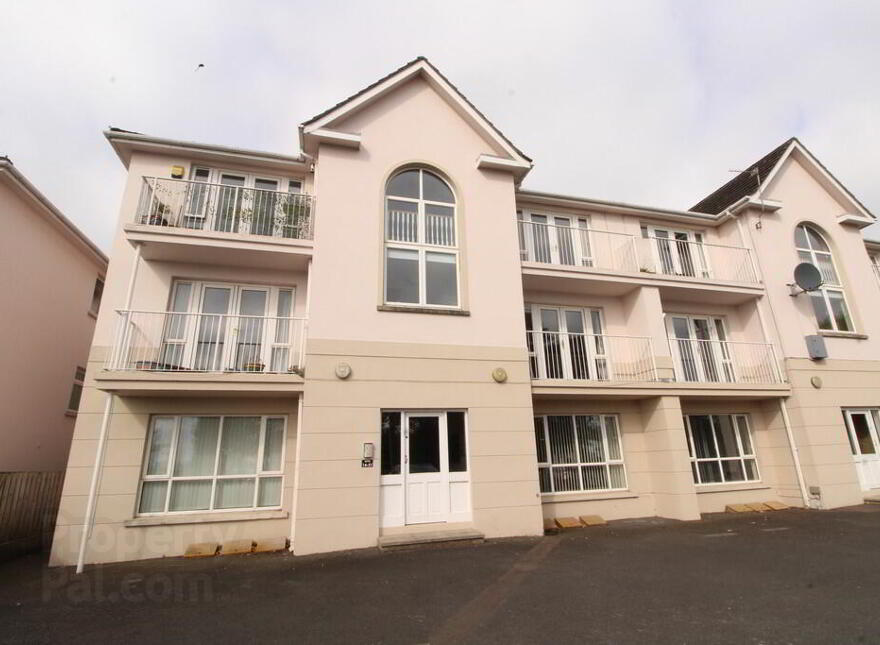 20 Bates Park, Greenisland, Carrickfergus, BT38 8LG photo