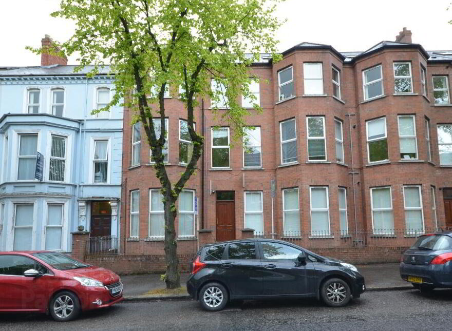 Apt 9, 99 Eglantine Avenue, Belfast, BT9 6EX photo