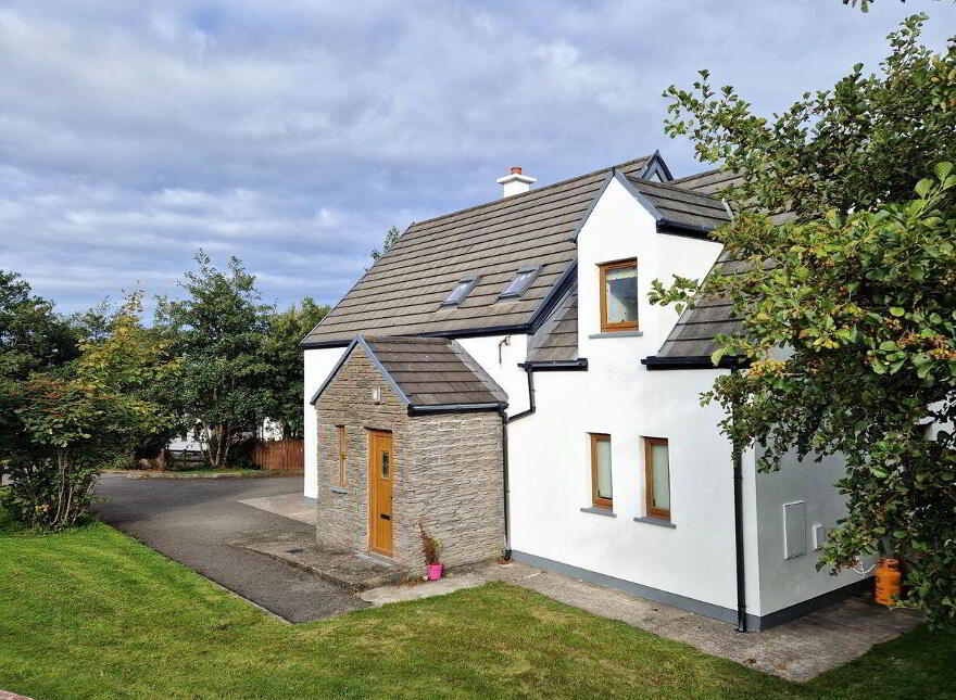 4 Ard Mhin An Iolar, Derrybeg