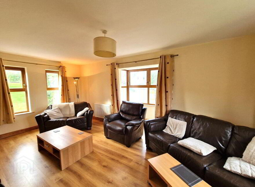 4 Ard Mhin An Iolar, Derrybeg