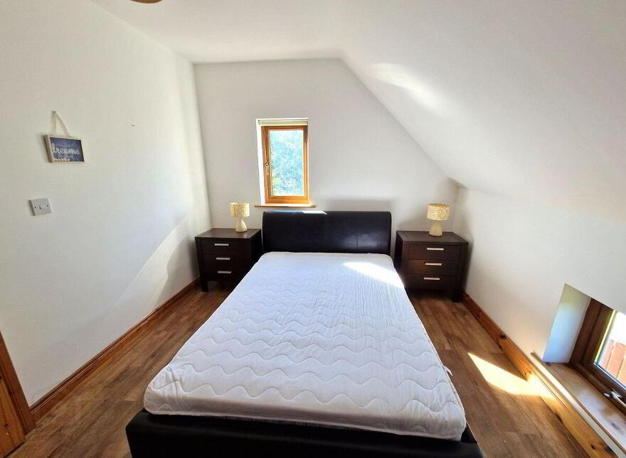 4 Ard Mhin An Iolar, Derrybeg