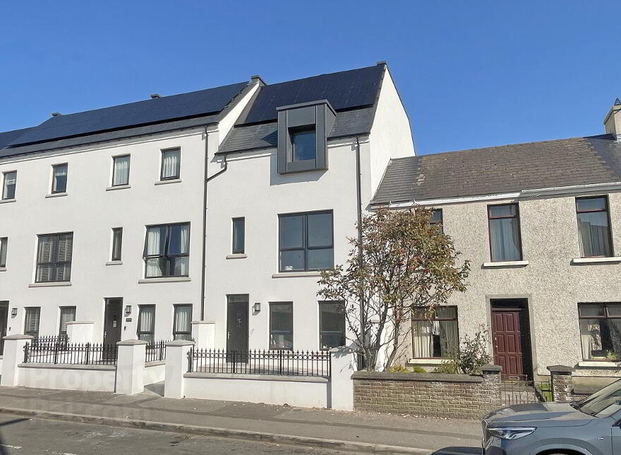 27 Causeway Street, Portrush, BT56 8AB photo