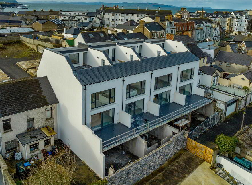 27 Causeway Street, Portrush, BT56 8AB
