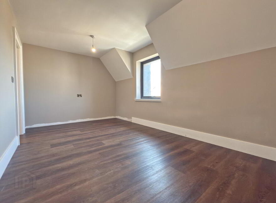 27 Causeway Street, Portrush, BT56 8AB