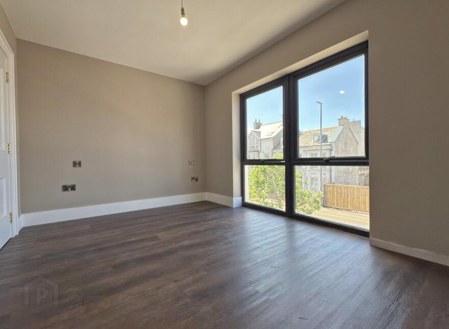 27 Causeway Street, Portrush, BT56 8AB