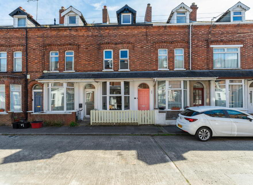 17 Glenbrook Avenue, Belfast, BT5 5JP photo