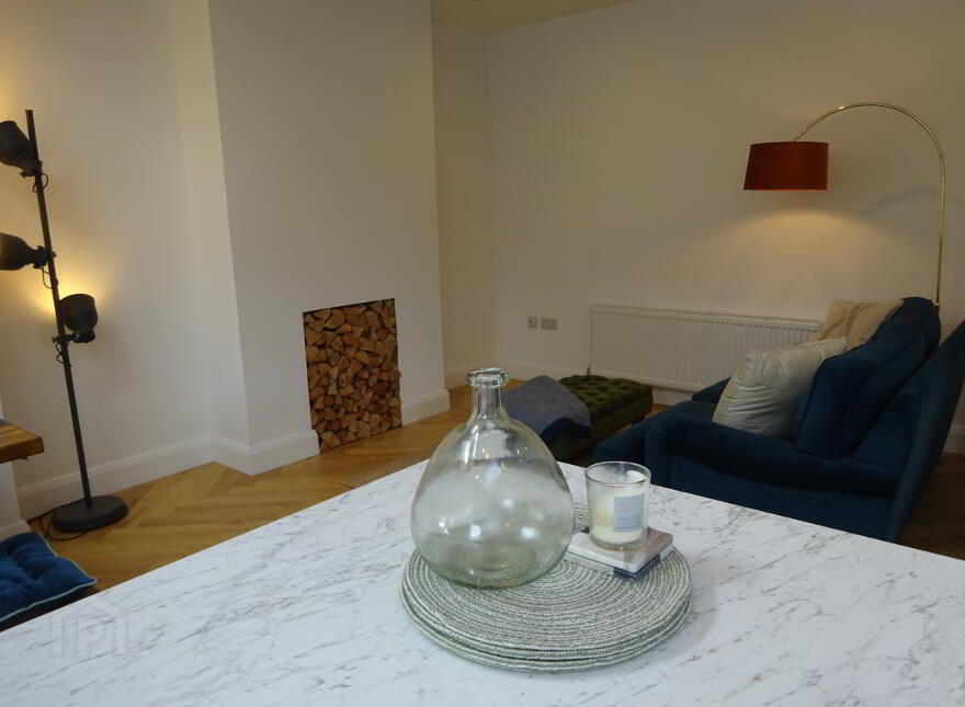 6 Knockbreda Drive, Belfast, BT6 0HJ