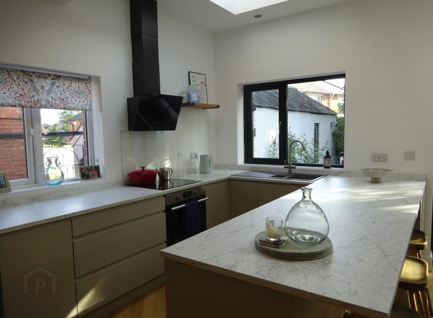 6 Knockbreda Drive, Belfast, BT6 0HJ