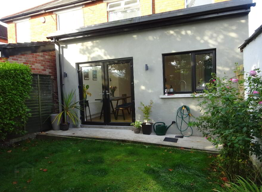 6 Knockbreda Drive, Belfast, BT6 0HJ