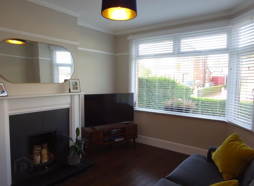 6 Knockbreda Drive, Belfast, BT6 0HJ