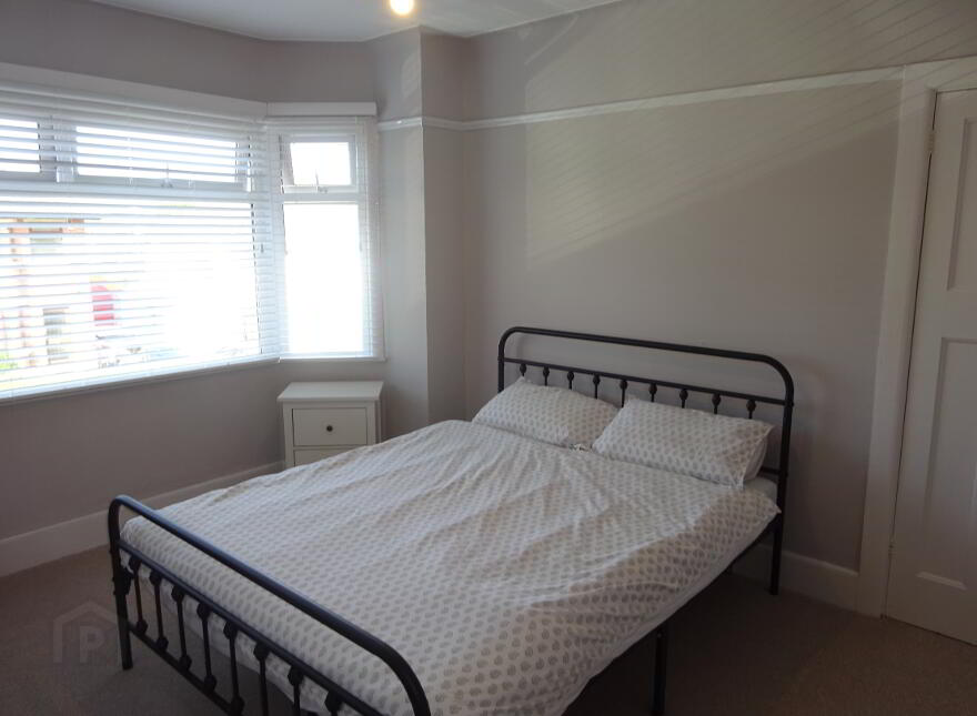 6 Knockbreda Drive, Belfast, BT6 0HJ