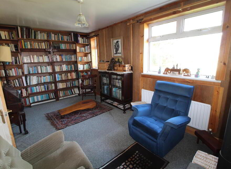 18 Killard Square, Ballyhornan, Downpatrick, BT30 7PW