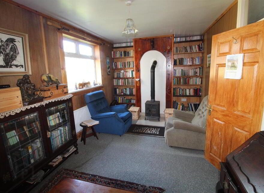 18 Killard Square, Ballyhornan, Downpatrick, BT30 7PW