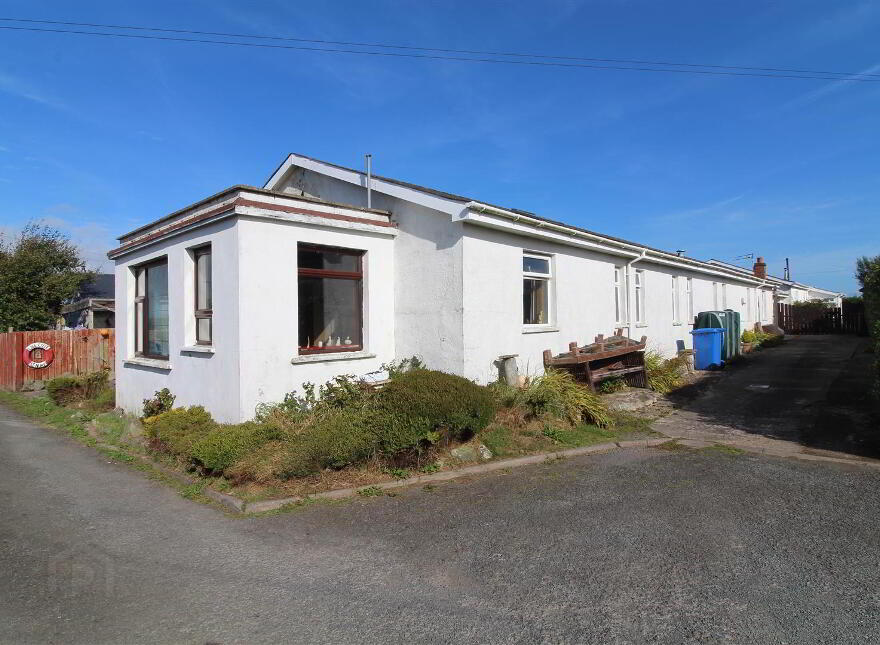18 Killard Square, Ballyhornan, Downpatrick, BT30 7PW