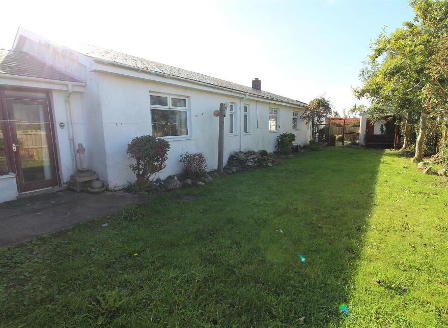 18 Killard Square, Ballyhornan, Downpatrick, BT30 7PW