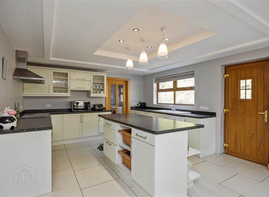 16 Buckshead Road, Downpatrick, BT30 8JB
