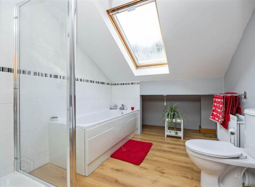 16 Buckshead Road, Downpatrick, BT30 8JB