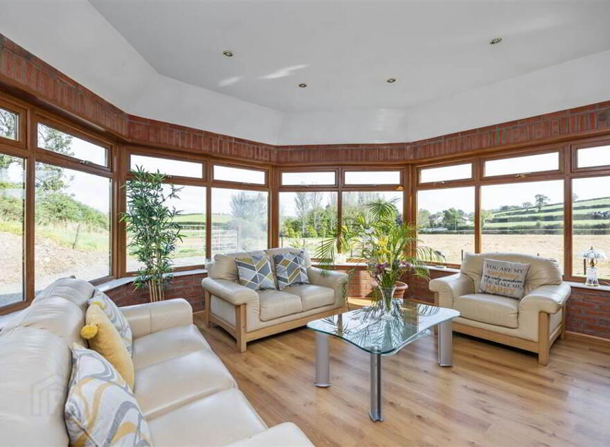 16 Buckshead Road, Downpatrick, BT30 8JB